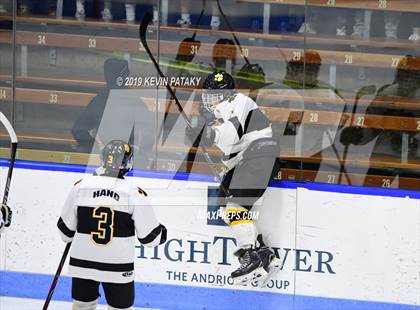 Thumbnail 2 in Sheehan vs. Daniel Hand (CIAC D3 Semifinal) photogallery.