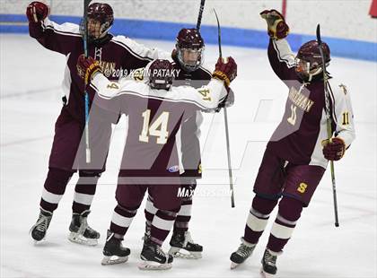 Thumbnail 1 in Sheehan vs. Daniel Hand (CIAC D3 Semifinal) photogallery.