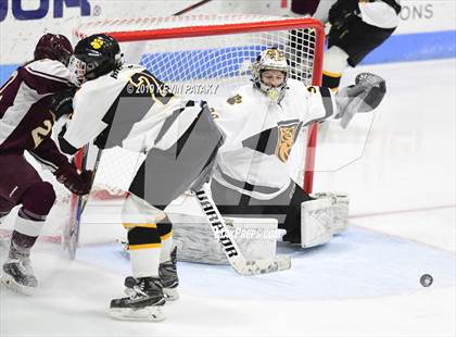 Thumbnail 2 in Sheehan vs. Daniel Hand (CIAC D3 Semifinal) photogallery.