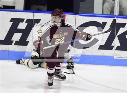 Thumbnail 2 in Sheehan vs. Daniel Hand (CIAC D3 Semifinal) photogallery.