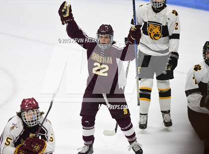 Thumbnail 2 in Sheehan vs. Daniel Hand (CIAC D3 Semifinal) photogallery.
