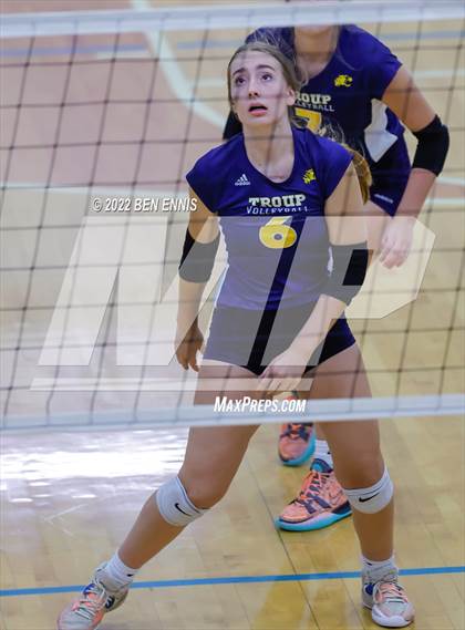 Thumbnail 3 in Houston County vs Troup County (Starr's Mill) photogallery.