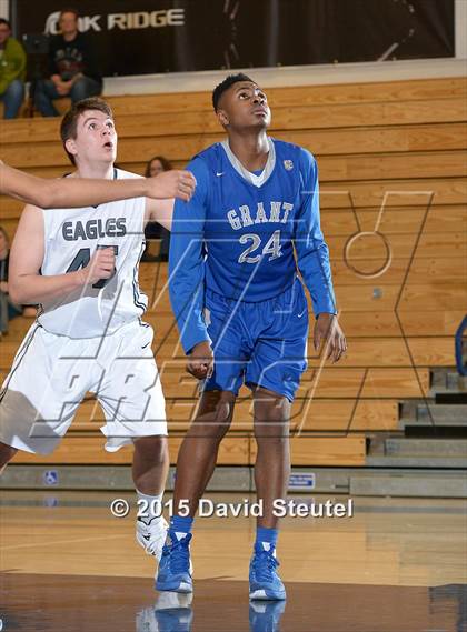 Thumbnail 1 in Grant vs. Vista del Lago (Trojan Toss-Up) photogallery.