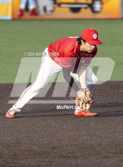 Thumbnail 3 in Beechwood vs Newport Central Catholic photogallery.