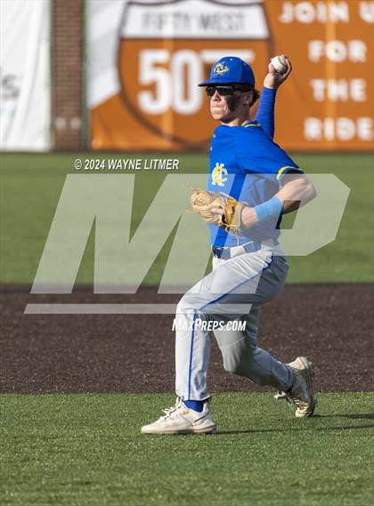 Thumbnail 3 in Beechwood vs Newport Central Catholic photogallery.