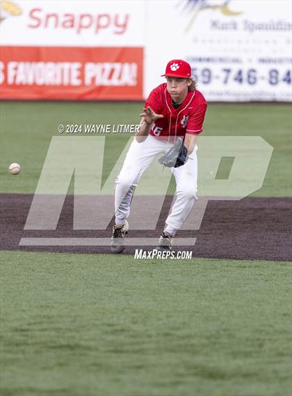 Thumbnail 1 in Beechwood vs Newport Central Catholic photogallery.