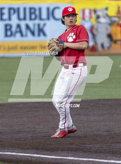 Thumbnail 2 in Beechwood vs Newport Central Catholic photogallery.