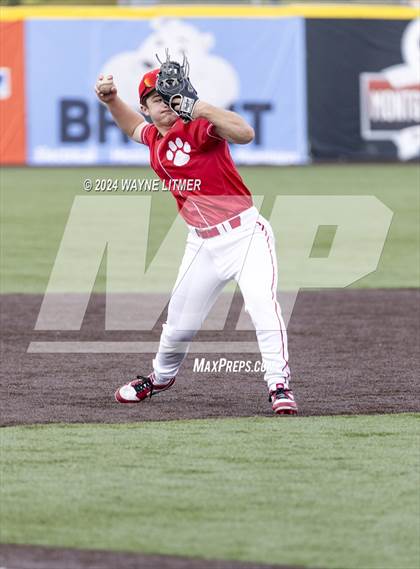 Thumbnail 3 in Beechwood vs Newport Central Catholic photogallery.