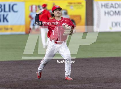 Thumbnail 1 in Beechwood vs Newport Central Catholic photogallery.