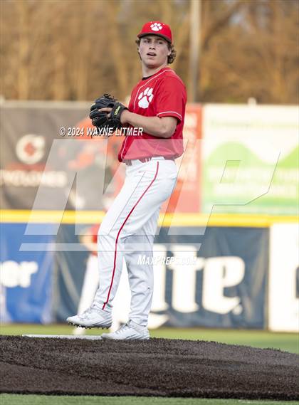 Thumbnail 3 in Beechwood vs Newport Central Catholic photogallery.