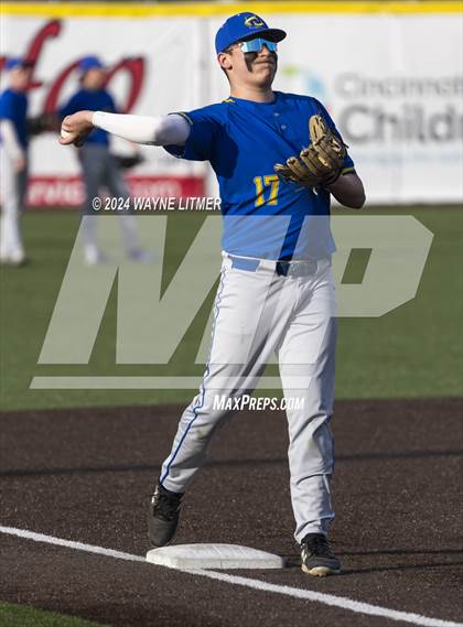 Thumbnail 2 in Beechwood vs Newport Central Catholic photogallery.