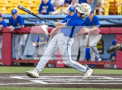 Thumbnail 3 in Beechwood vs Newport Central Catholic photogallery.