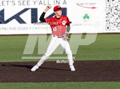 Thumbnail 3 in Beechwood vs Newport Central Catholic photogallery.