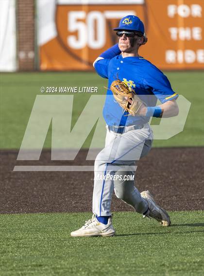 Thumbnail 1 in Beechwood vs Newport Central Catholic photogallery.