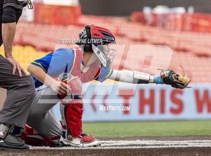 Thumbnail 2 in Beechwood vs Newport Central Catholic photogallery.