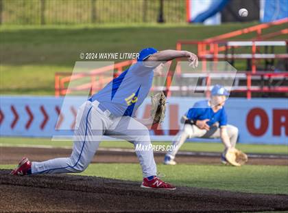 Thumbnail 1 in Beechwood vs Newport Central Catholic photogallery.
