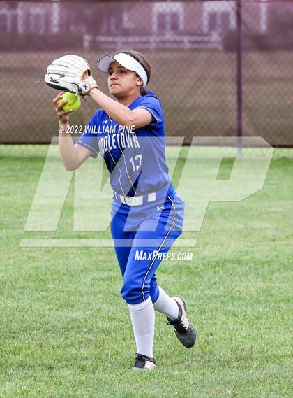 Thumbnail 1 in Middletown @ Kingston (Section 9 Class AA Quarter Final) photogallery.