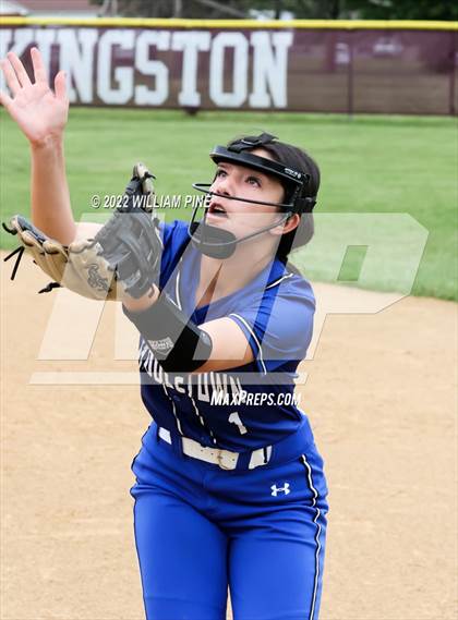 Thumbnail 2 in Middletown @ Kingston (Section 9 Class AA Quarter Final) photogallery.
