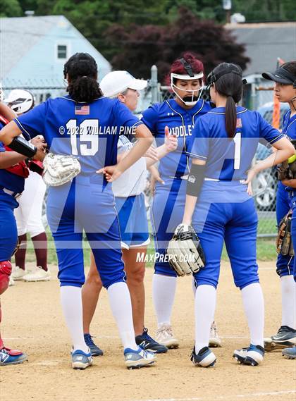 Thumbnail 2 in Middletown @ Kingston (Section 9 Class AA Quarter Final) photogallery.