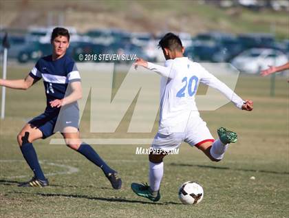 Thumbnail 2 in Los Alamitos vs. Loyola (22nd Annual SoCal Soccer Classic) photogallery.