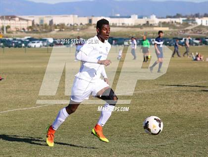 Thumbnail 2 in Los Alamitos vs. Loyola (22nd Annual SoCal Soccer Classic) photogallery.