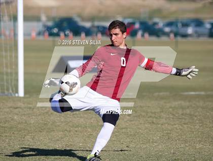 Thumbnail 1 in Los Alamitos vs. Loyola (22nd Annual SoCal Soccer Classic) photogallery.