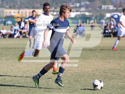 Thumbnail 1 in Los Alamitos vs. Loyola (22nd Annual SoCal Soccer Classic) photogallery.