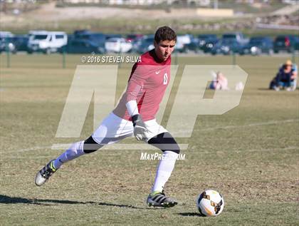 Thumbnail 2 in Los Alamitos vs. Loyola (22nd Annual SoCal Soccer Classic) photogallery.
