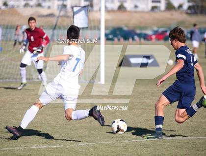 Thumbnail 1 in Los Alamitos vs. Loyola (22nd Annual SoCal Soccer Classic) photogallery.