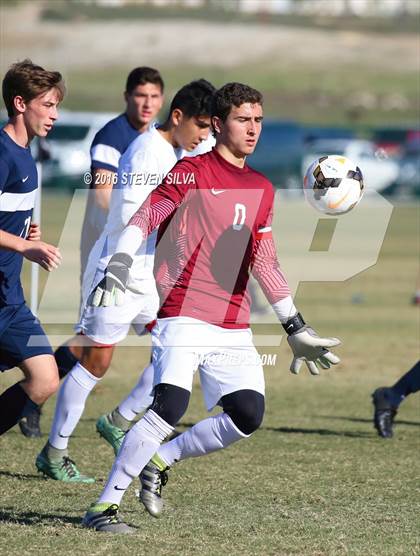 Thumbnail 2 in Los Alamitos vs. Loyola (22nd Annual SoCal Soccer Classic) photogallery.