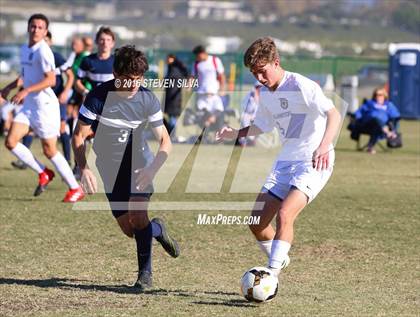 Thumbnail 1 in Los Alamitos vs. Loyola (22nd Annual SoCal Soccer Classic) photogallery.