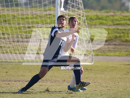 Thumbnail 1 in Los Alamitos vs. Loyola (22nd Annual SoCal Soccer Classic) photogallery.