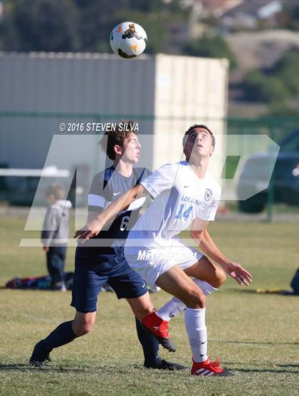 Thumbnail 2 in Los Alamitos vs. Loyola (22nd Annual SoCal Soccer Classic) photogallery.