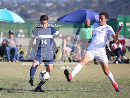Thumbnail 1 in Los Alamitos vs. Loyola (22nd Annual SoCal Soccer Classic) photogallery.