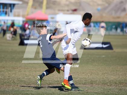 Thumbnail 1 in Los Alamitos vs. Loyola (22nd Annual SoCal Soccer Classic) photogallery.