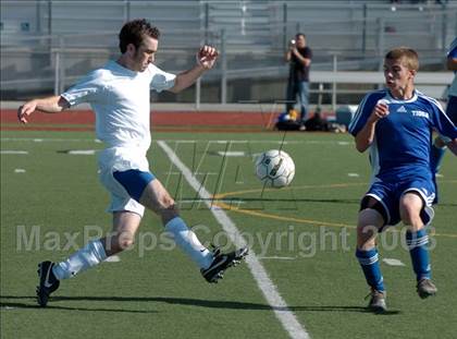 Thumbnail 2 in Tioga vs. Sacramento Country Day (CIF SJS D7 Final) photogallery.