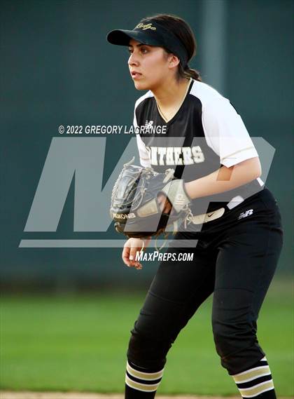 Thumbnail 2 in Fossil Ridge vs Timber Creek photogallery.