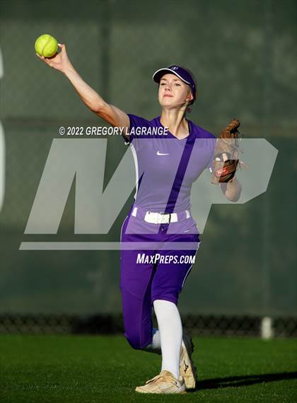 Thumbnail 2 in Fossil Ridge vs Timber Creek photogallery.