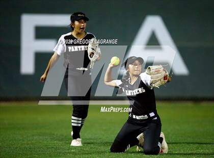 Thumbnail 2 in Fossil Ridge vs Timber Creek photogallery.