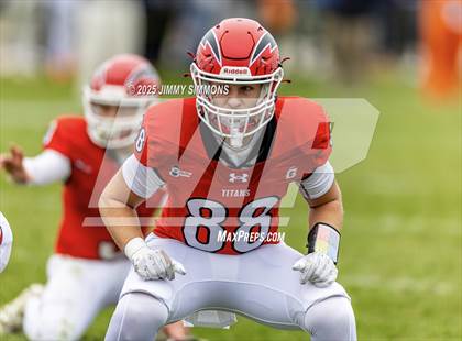 Thumbnail 1 in Glenwood vs East St. Louis (IHSA 6A Second Round) photogallery.