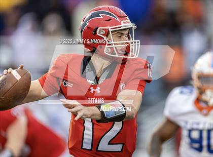 Thumbnail 3 in Glenwood vs East St. Louis (IHSA 6A Second Round) photogallery.