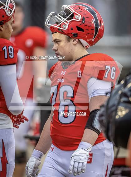 Thumbnail 2 in Glenwood vs East St. Louis (IHSA 6A Second Round) photogallery.