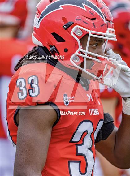 Thumbnail 2 in Glenwood vs East St. Louis (IHSA 6A Second Round) photogallery.