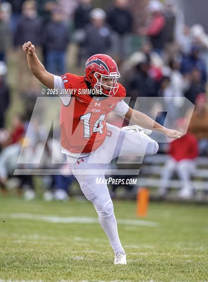 Thumbnail 1 in Glenwood vs East St. Louis (IHSA 6A Second Round) photogallery.