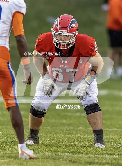 Thumbnail 1 in Glenwood vs East St. Louis (IHSA 6A Second Round) photogallery.