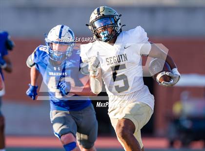 Thumbnail 3 in Seguin @ MacArthur photogallery.