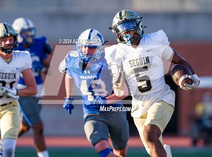 Thumbnail 1 in Seguin @ MacArthur photogallery.