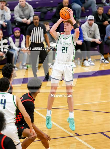 Thumbnail 1 in Westchester vs Green Level (John Wall Holiday Invitational) photogallery.
