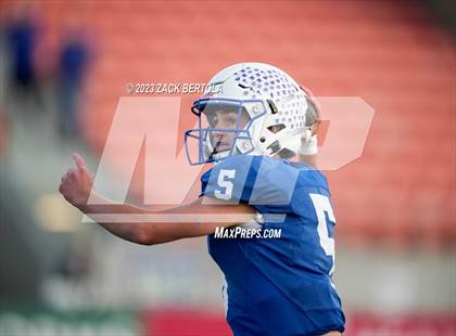Thumbnail 1 in Beaver vs. Kanab (UHSAA 1A Semifinal) photogallery.