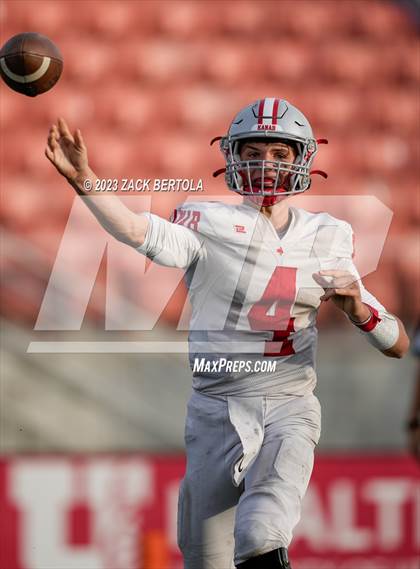 Thumbnail 3 in Beaver vs. Kanab (UHSAA 1A Semifinal) photogallery.